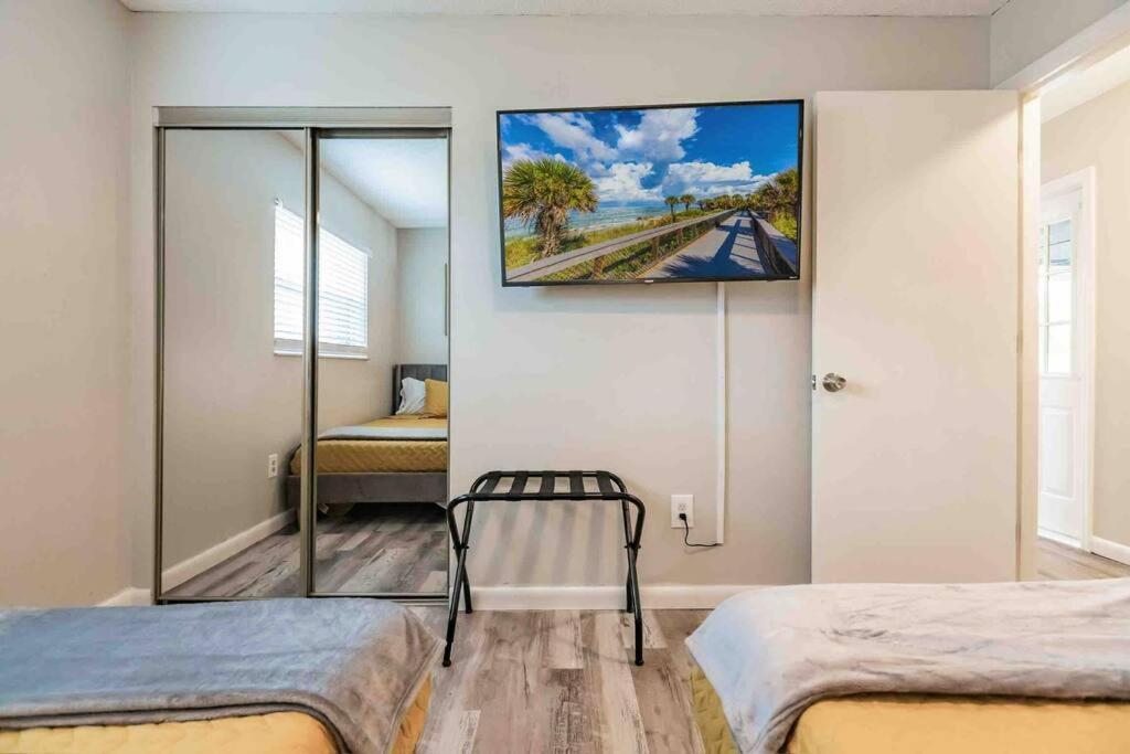 Poolside Oasis-5 Miles From Venice Beach Экстерьер фото